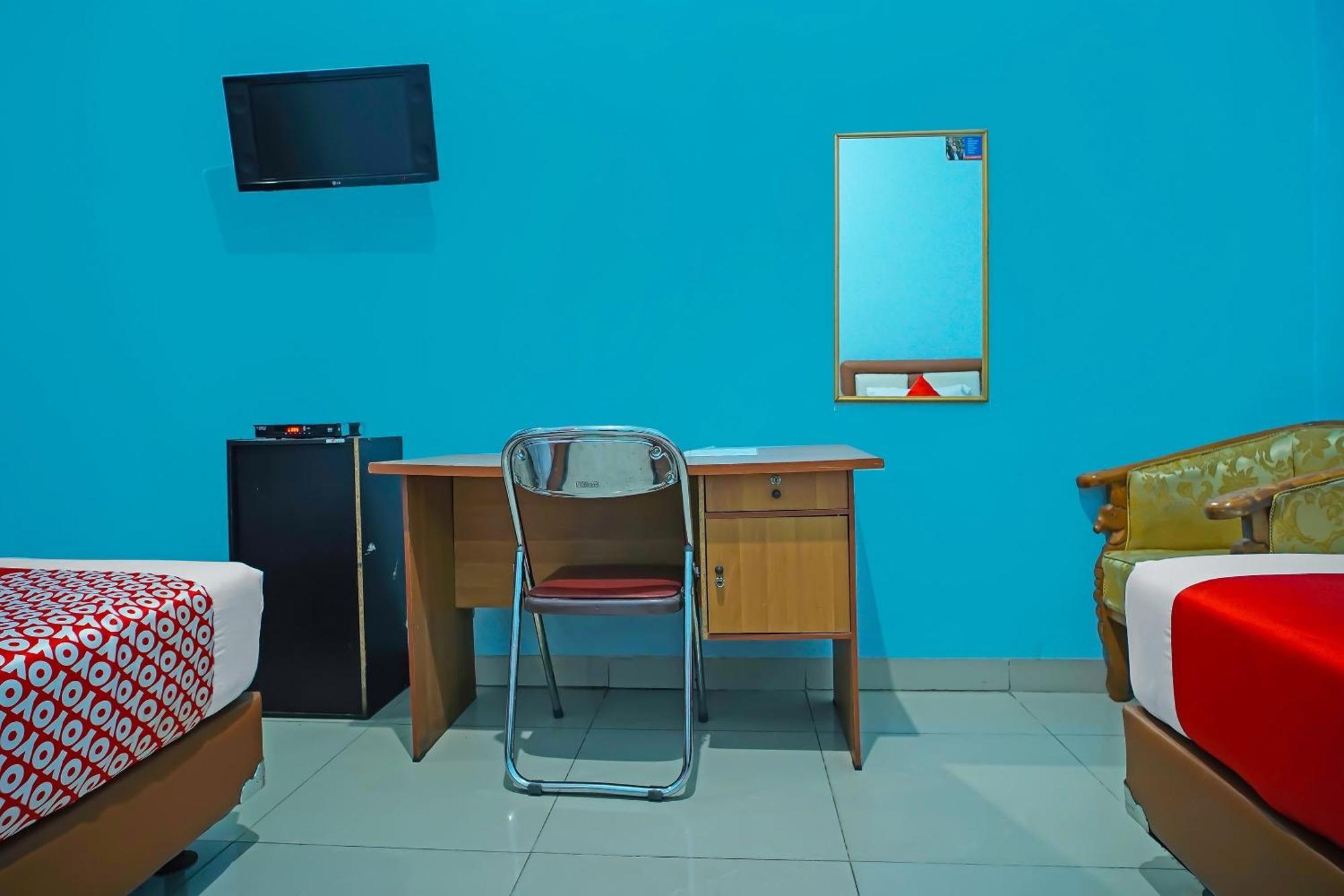 Hotel Sidikalang Bagian luar foto