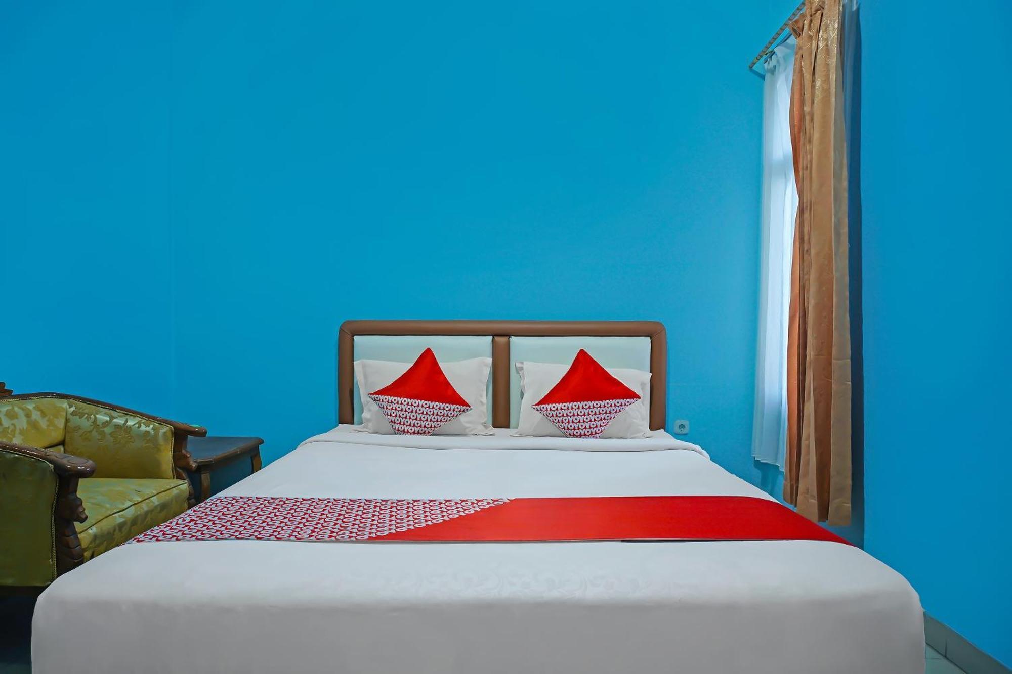 Hotel Sidikalang Bagian luar foto